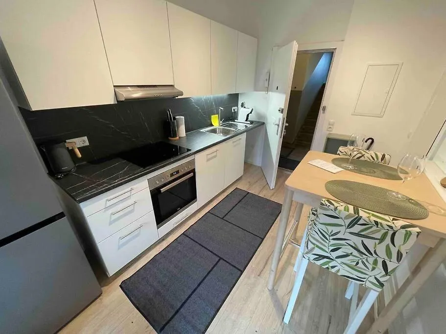 Studio Angelina Im 3 Og 30 M² Graz Apartment